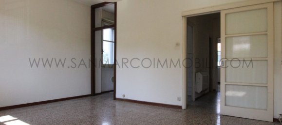 Квартира с 2 спальнями в Чивате, Италия № 274412 2