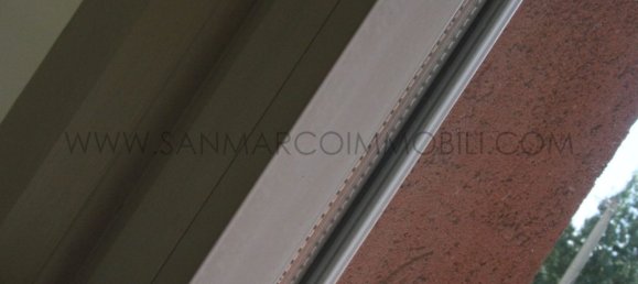 Квартира с 2 спальнями в Чивате, Италия № 274412 16