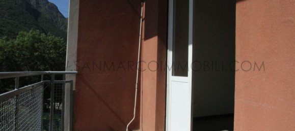 Квартира с 2 спальнями в Чивате, Италия № 274412 17