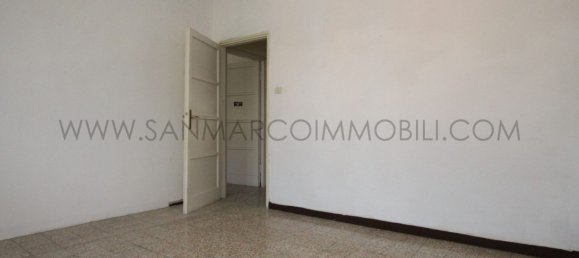 Квартира с 2 спальнями в Чивате, Италия № 274412 11