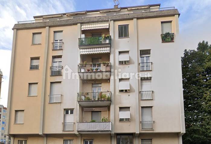 2 Schlafzimmer Wohnung in Brescia, Italy, Nr. 200354