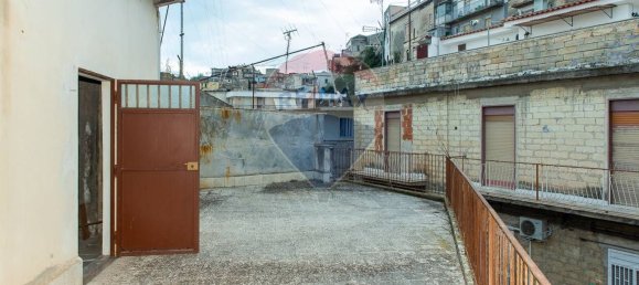 Casa de 3 habitaciónes en Lentini, Italy No. 110566 16