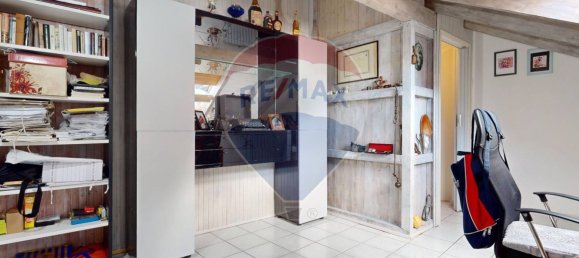 6 Schlafzimmer Wohnung in Legnano, Italy, Nr. 53301 73