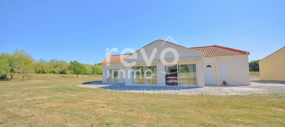 3 Schlafzimmer Schlösser in Loire-Atlantique, France, Nr. 307061 8