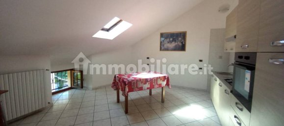 2 Schlafzimmer Wohnung in Oggiono, Italy, Nr. 381214 8