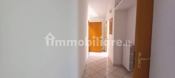 2 Schlafzimmer Wohnung in Oggiono, Italy, Nr. 381214 5