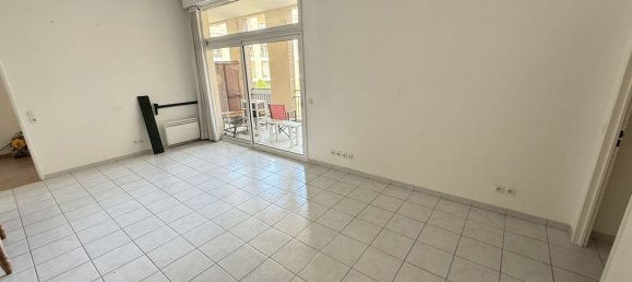 3 bedrooms Apartment in Le Havre, France No. 354503 3