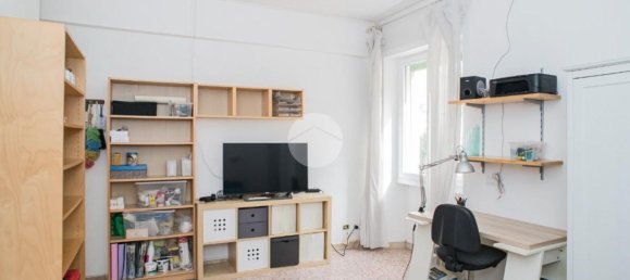 3 Schlafzimmer Wohnung in Rome, Italy, Nr. 318678 4