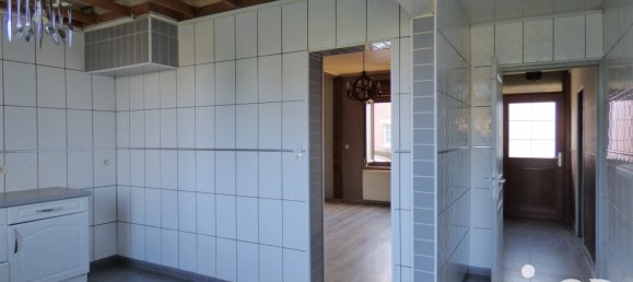 2 bedrooms House in Chaulnes, France No. 39058 5