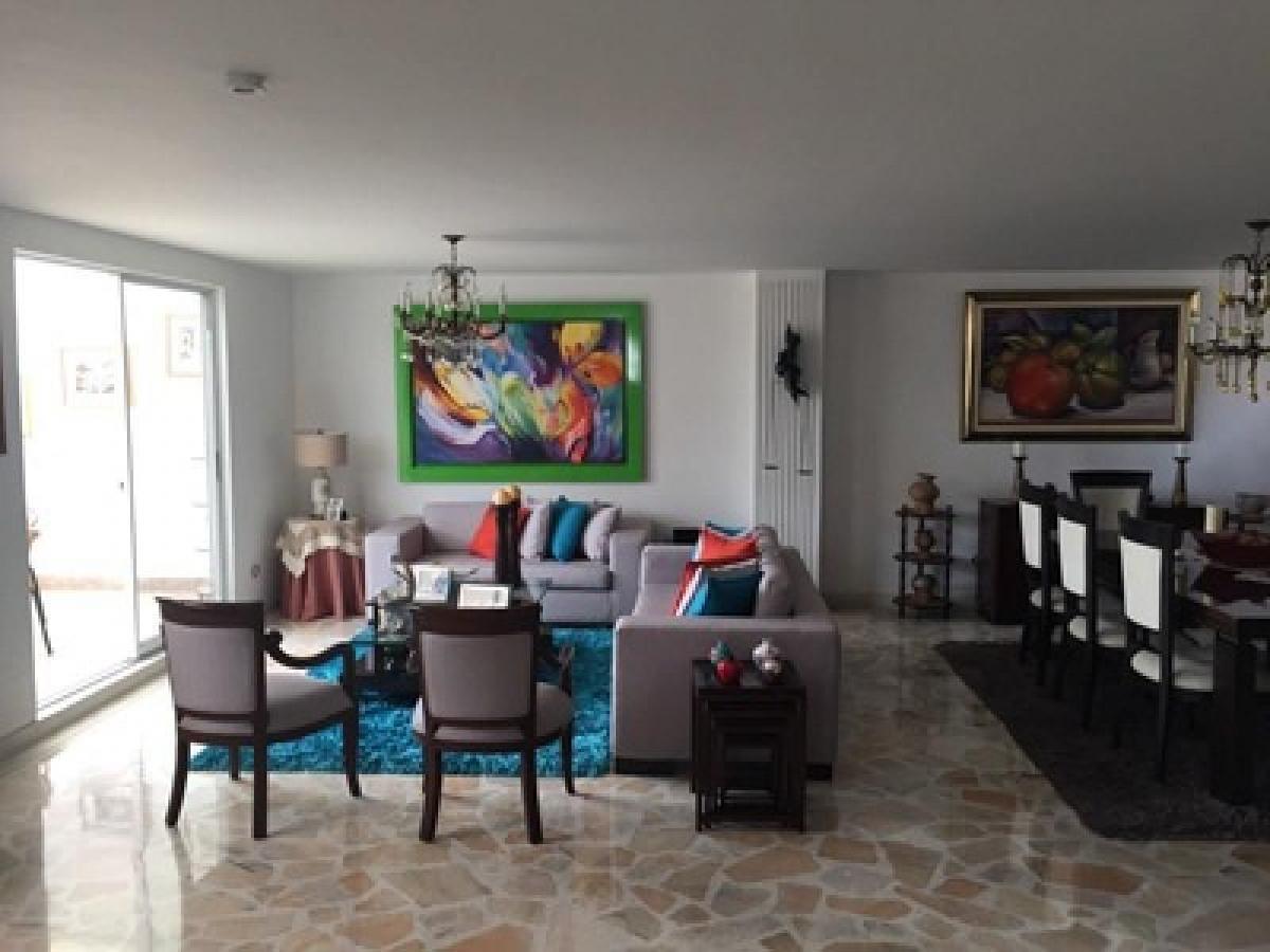 5 bedrooms House in Valle del Cauca, Colombia No. 5009