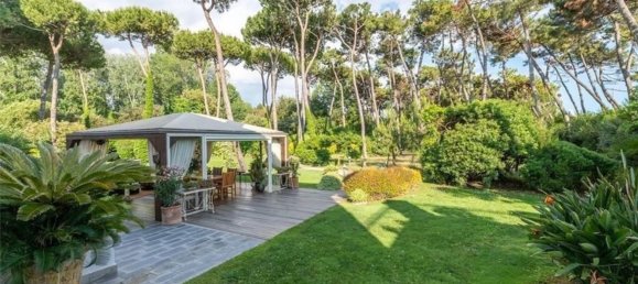 2 bedrooms Villa in Forte dei Marmi, Italy No. 371019 20