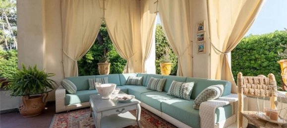 2 bedrooms Villa in Forte dei Marmi, Italy No. 371019 6