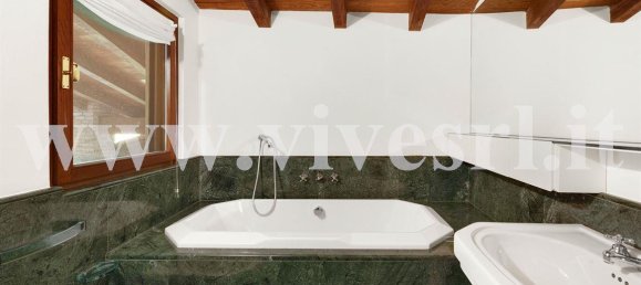 3 Schlafzimmer Haus in Bergamo, Italy, Nr. 69585 19
