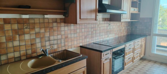 2 bedrooms Apartment in Cournon-d'Auvergne, France No. 200748 4