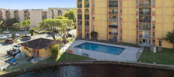 2 bedrooms Commercial property for sale in Miami, Miami-Dade, Florida, USA № 615414 3