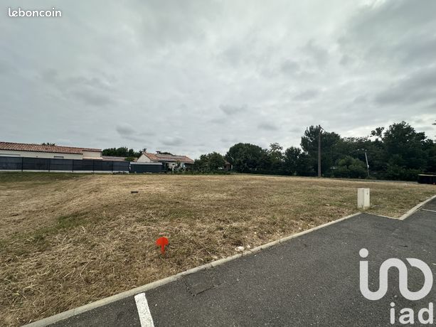 Terreno en Negrepelisse, France 621 m² No. 304928