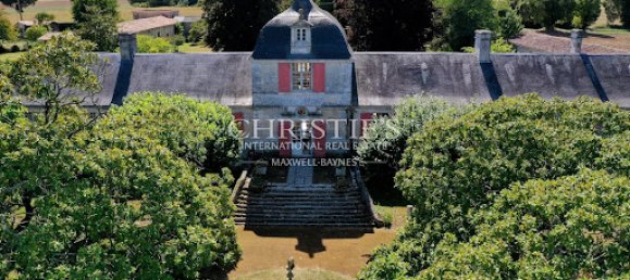 10 chambres Châteaux à Saintes, France No. 40375 5