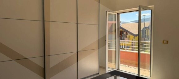 3غرفة شقة في Avezzano, Italy رقم 34419 13