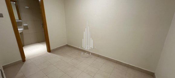 Квартира с 2 спальнями в Al Khalidiya, ОАЭ № 23386 8