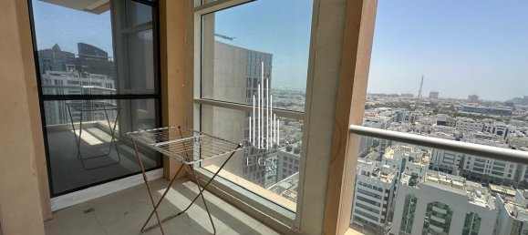 Квартира с 2 спальнями в Al Khalidiya, ОАЭ № 23386 3