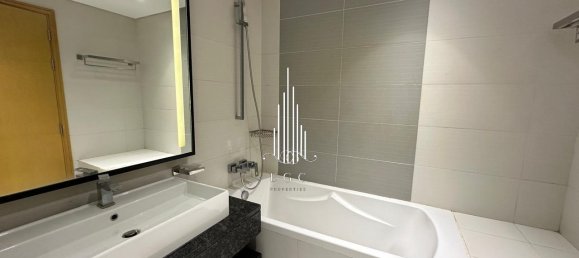 Квартира с 2 спальнями в Al Khalidiya, ОАЭ № 23386 18