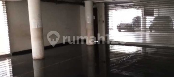 637m² Office in Tangerang, Indonesia No. 2568 2