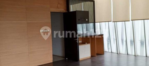 637m² Office in Tangerang, Indonesia No. 2568 8