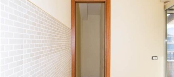 3 Schlafzimmer Wohnung in Atina, Italy, Nr. 343401 6