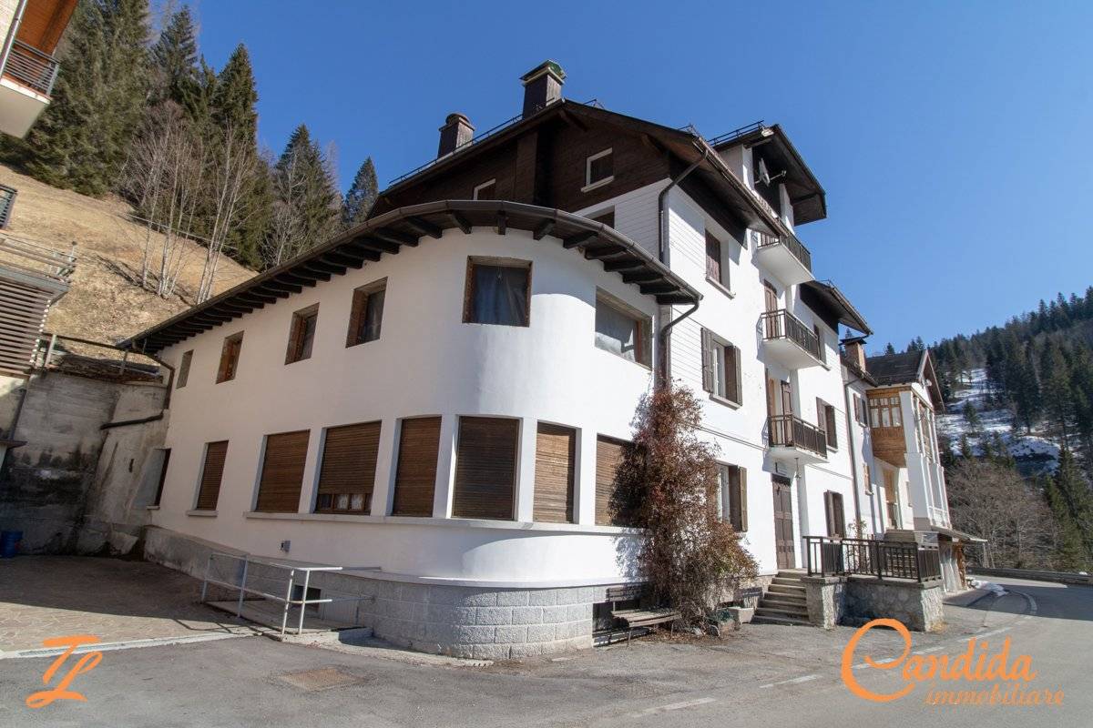 5-Zimmer Gebäude in Udine, Italy, Nr. 213932