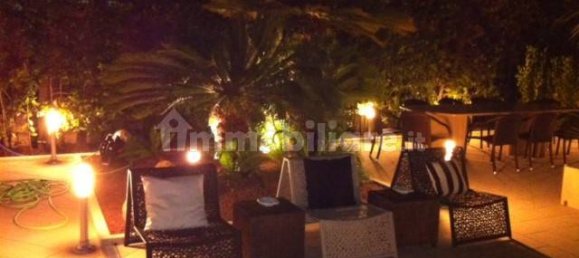 6 bedrooms Villa in Forte dei Marmi, Italy No. 189036 4