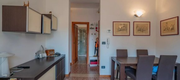 5 rooms Apartment in Venice, Italy No. 297120 3