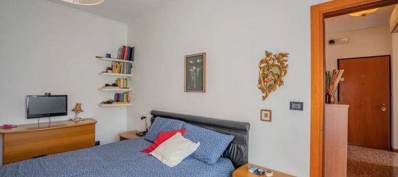 5 rooms Apartment in Venice, Italy No. 297120 7