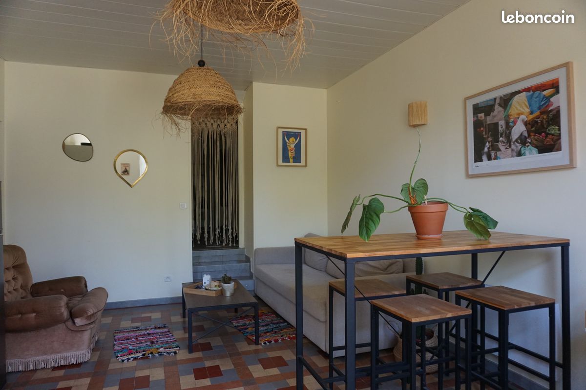 1 bedroom Apartment in Nantes, France No. 322375