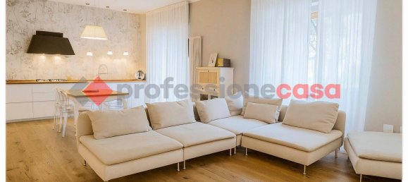 3 bedrooms Apartment in Livorno, Italy No. 354634 3
