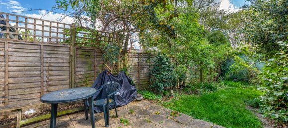 4 bedrooms House in Colindale, United Kingdom No. 7830 28