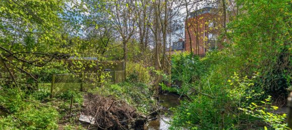 4 bedrooms House in Colindale, United Kingdom No. 7830 30