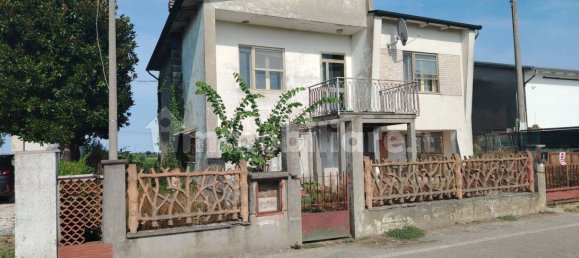 3 غرف نوم فيلا في Bagnacavallo, Italy رقم 342264 4