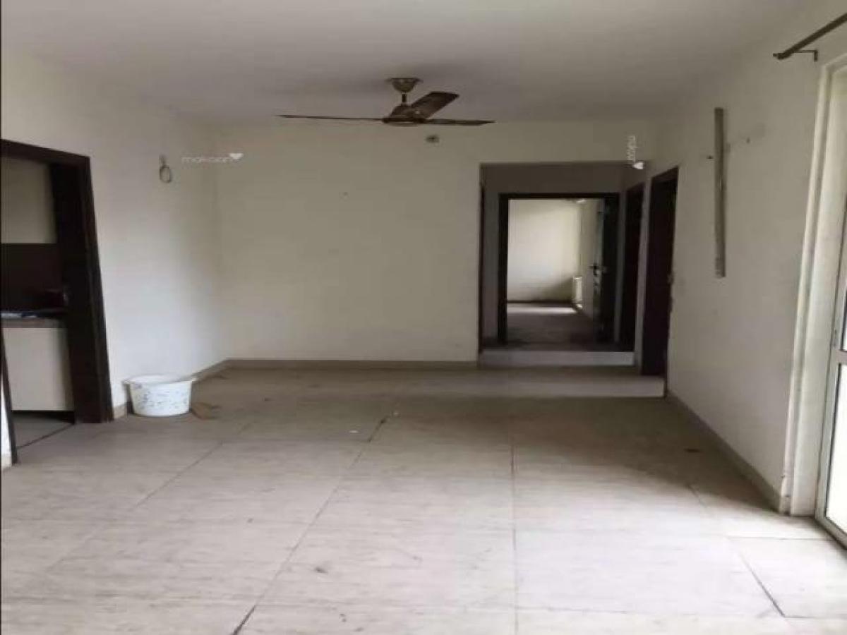 Дом с 3 спальнями в Нойда, Индия № 28331