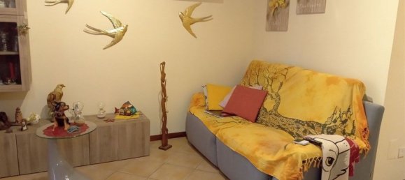 2 rooms Apartment in Rome, Italy No. 189524 2