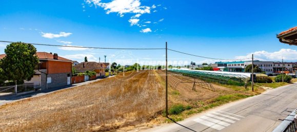 2 bedrooms Apartment in Santena, Italy No. 294583 7