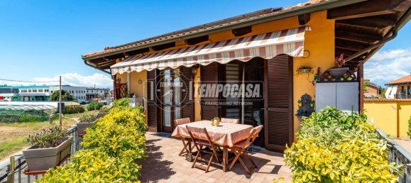 2 bedrooms Apartment in Santena, Italy No. 294583 6