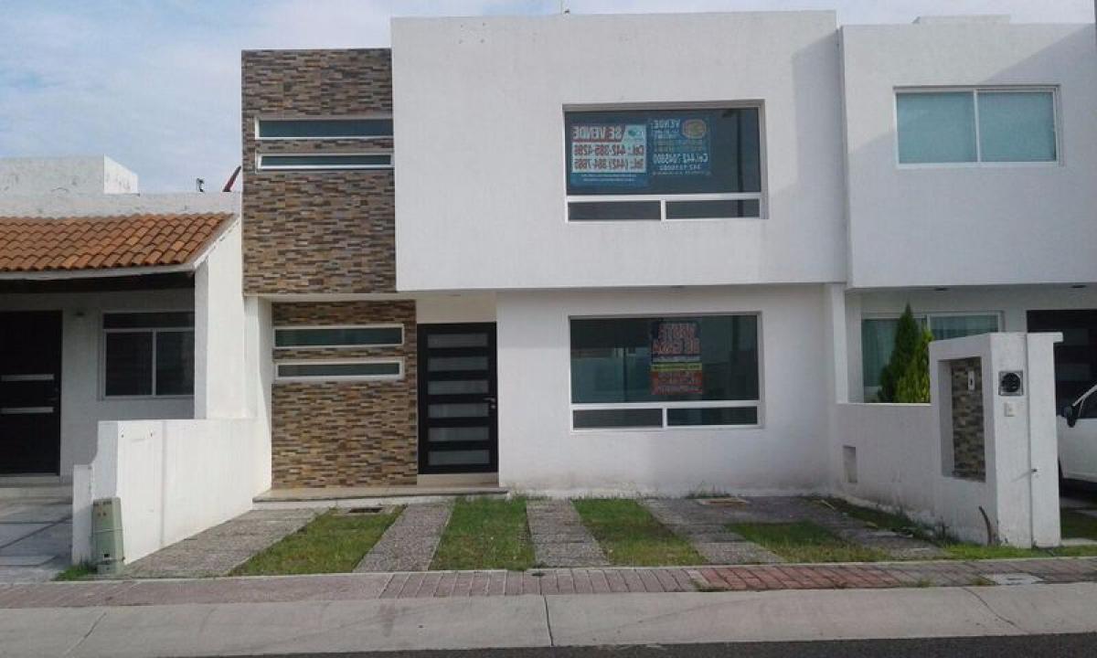 3 bedrooms House in Queretaro, Mexico No. 174790
