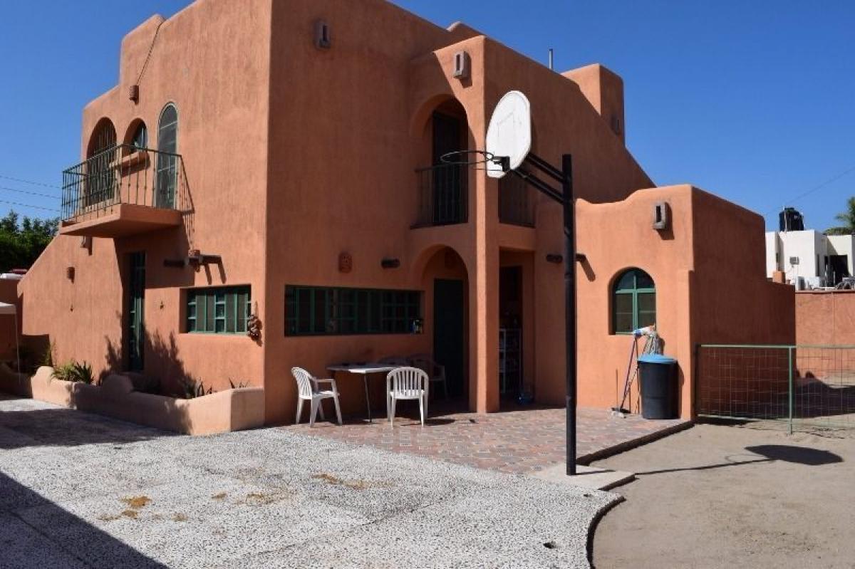 Casa de 3 dormitorios en Baja California Sur, Mexico No. 187938