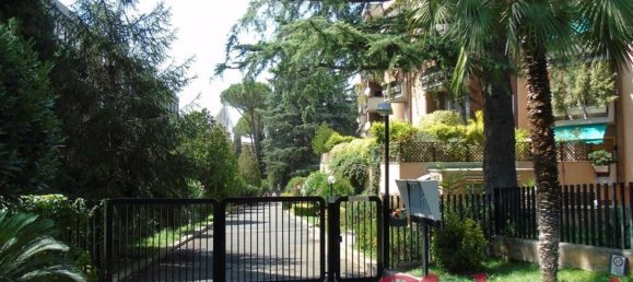 2 bedrooms Apartment in Rome, Italy No. 338015 20