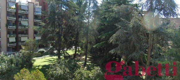 2 bedrooms Apartment in Rome, Italy No. 338015 7