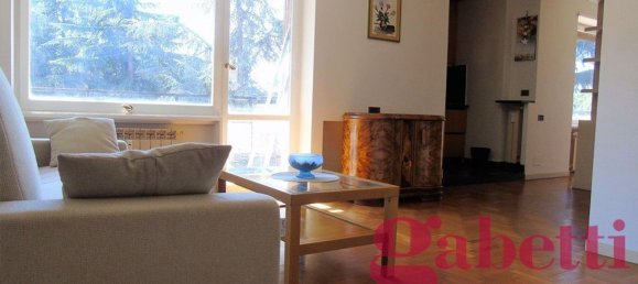 2 bedrooms Apartment in Rome, Italy No. 338015 3