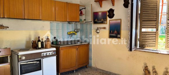 Estudio en Cave, Italy No. 298672 5