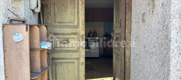 Estudio en Cave, Italy No. 298672 9