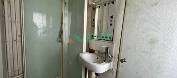 Studio in Juvisy-sur-Orge, France, Nr. 185921 4