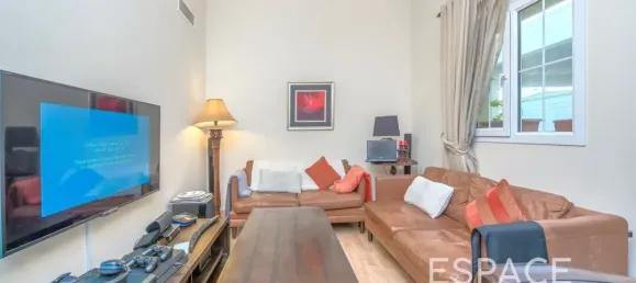 3 غرف نوم فيلا في البحيرات, UAE رقم 106041 10